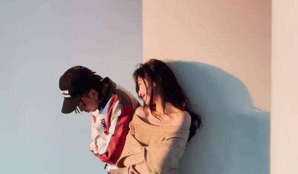逃离木质小屋